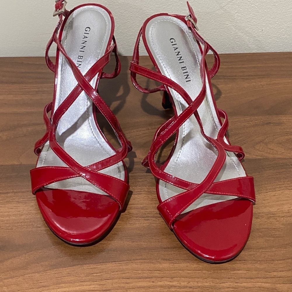 Gianni Bini Cherry Red Crisscross Heels Size 9.5